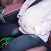 Lade das Bild in den Galerie-Viewer, Auto-Sicherheitsgurtversteller für Schwangere im Einsatz